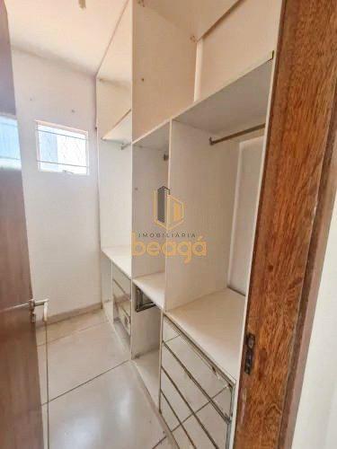 Casa, Pedra Azul, 3 Quartos, 4 Vagas