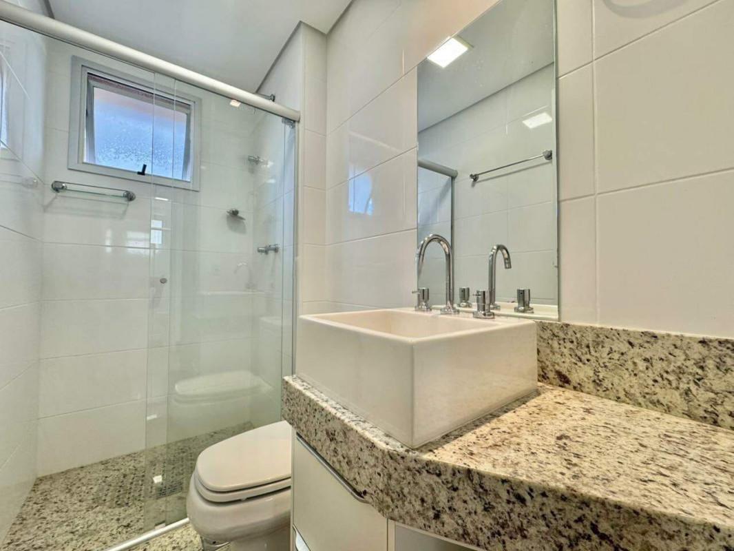 Apartamento, Centro, 2 Quartos, 2 Vagas, 1 Suíte
