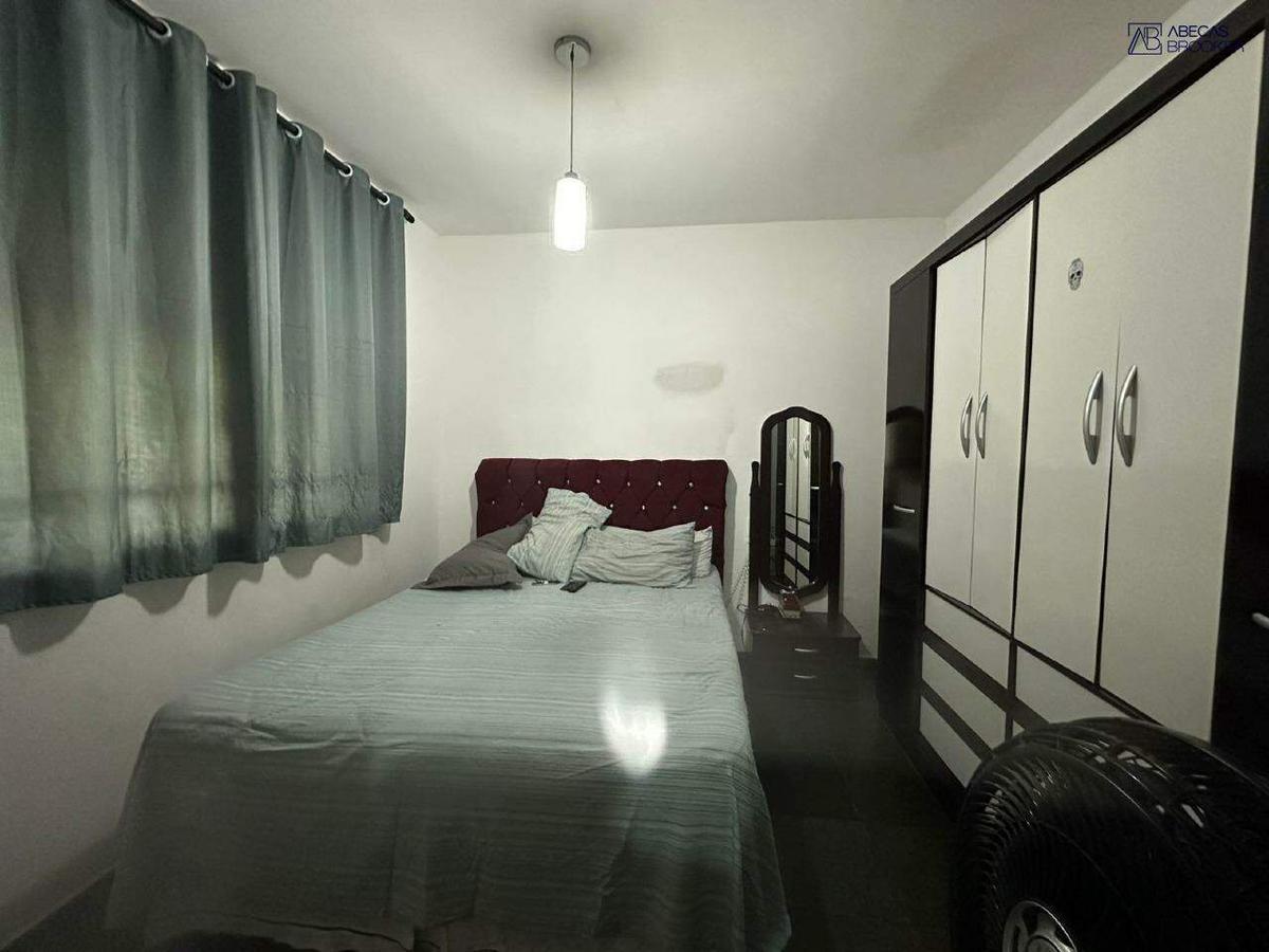 Casa, Flávio Marques Lisboa, 2 Quartos, 2 Vagas