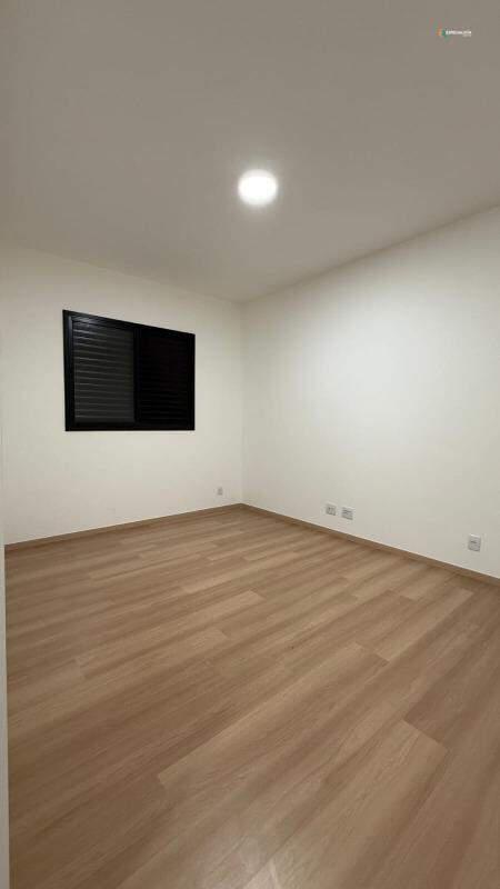 Casa, Novo Centro, 3 Quartos, 0 Vaga, 1 Suíte