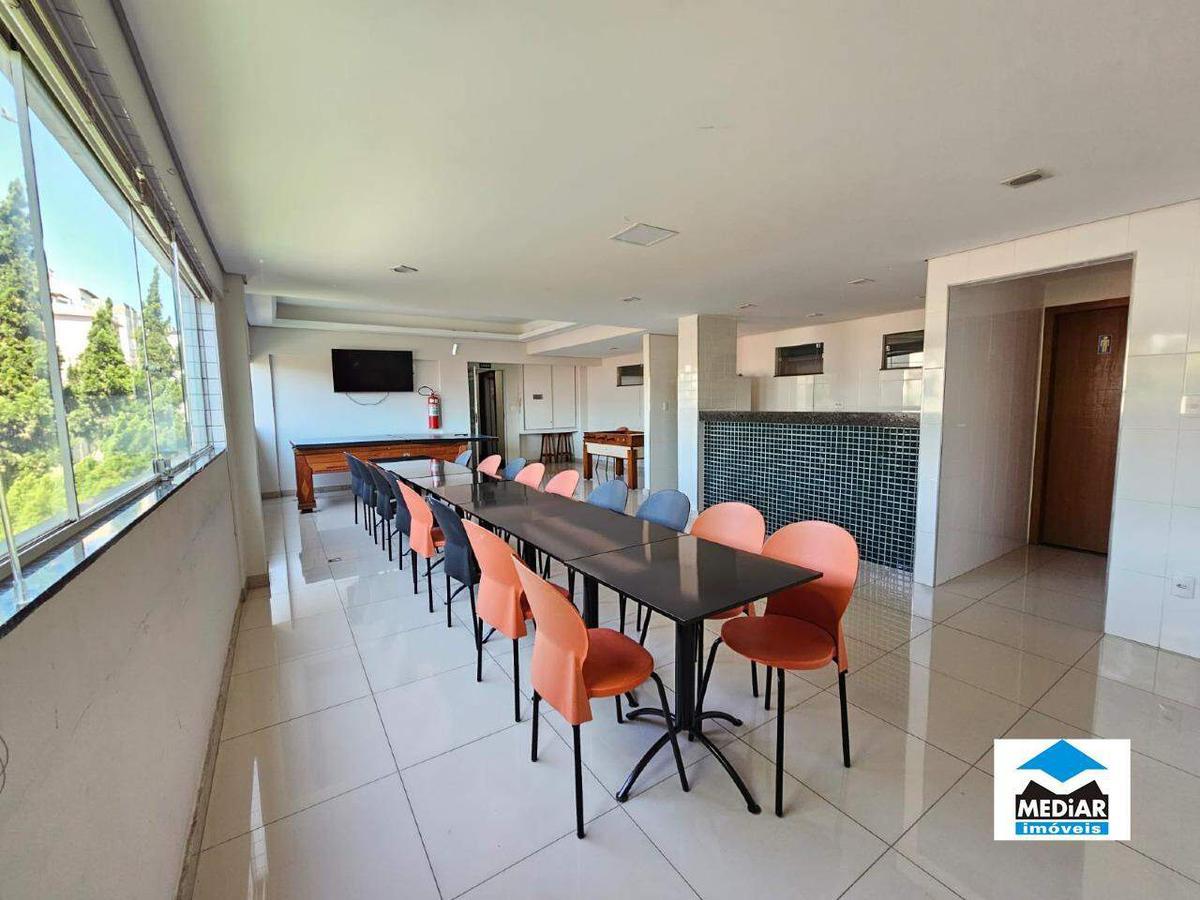 Apartamento, Sagrada Família, 3 Quartos, 2 Vagas, 1 Suíte