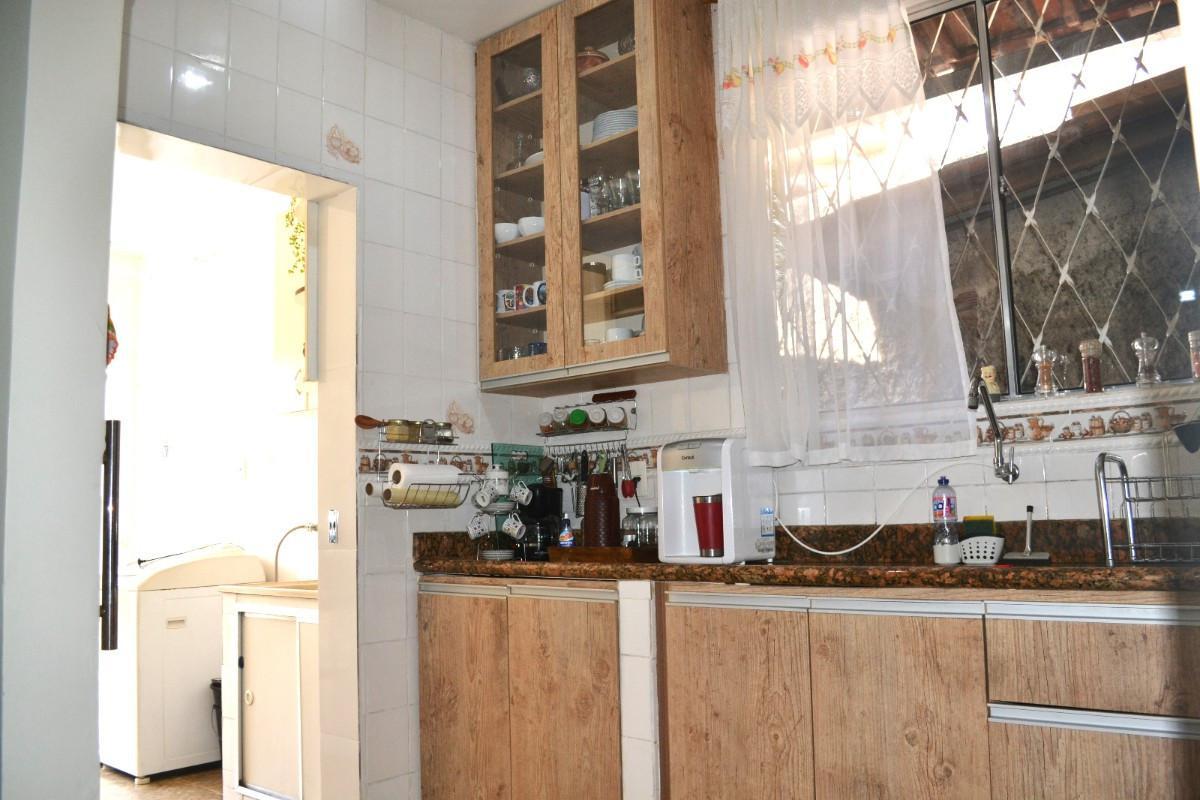 Casa, Lagoinha Leblon (venda Nova), 3 Quartos, 3 Vagas, 1 Suíte