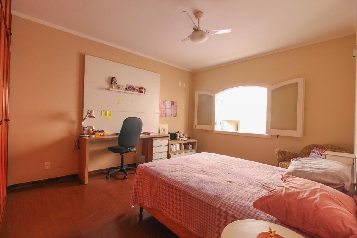 Casa, Buritis, 4 Quartos, 4 Vagas, 1 Suíte