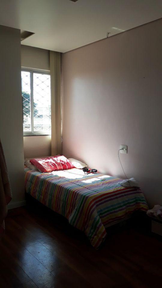 Casa, Floresta, 4 Quartos, 0 Vaga, 3 Suítes