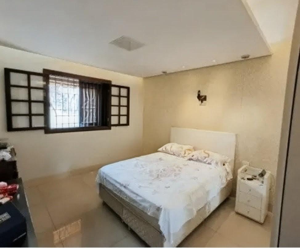 Casa, Ipê, 5 Quartos, 6 Vagas, 1 Suíte