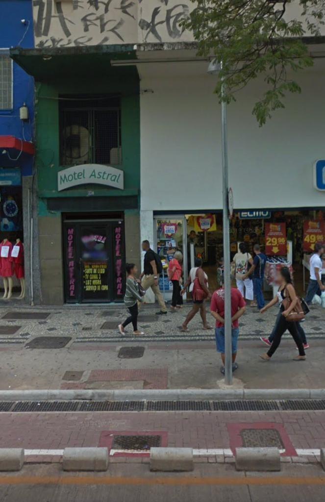 Prédio, Centro, 42 Quartos, 0 Vaga, 42 Suítes