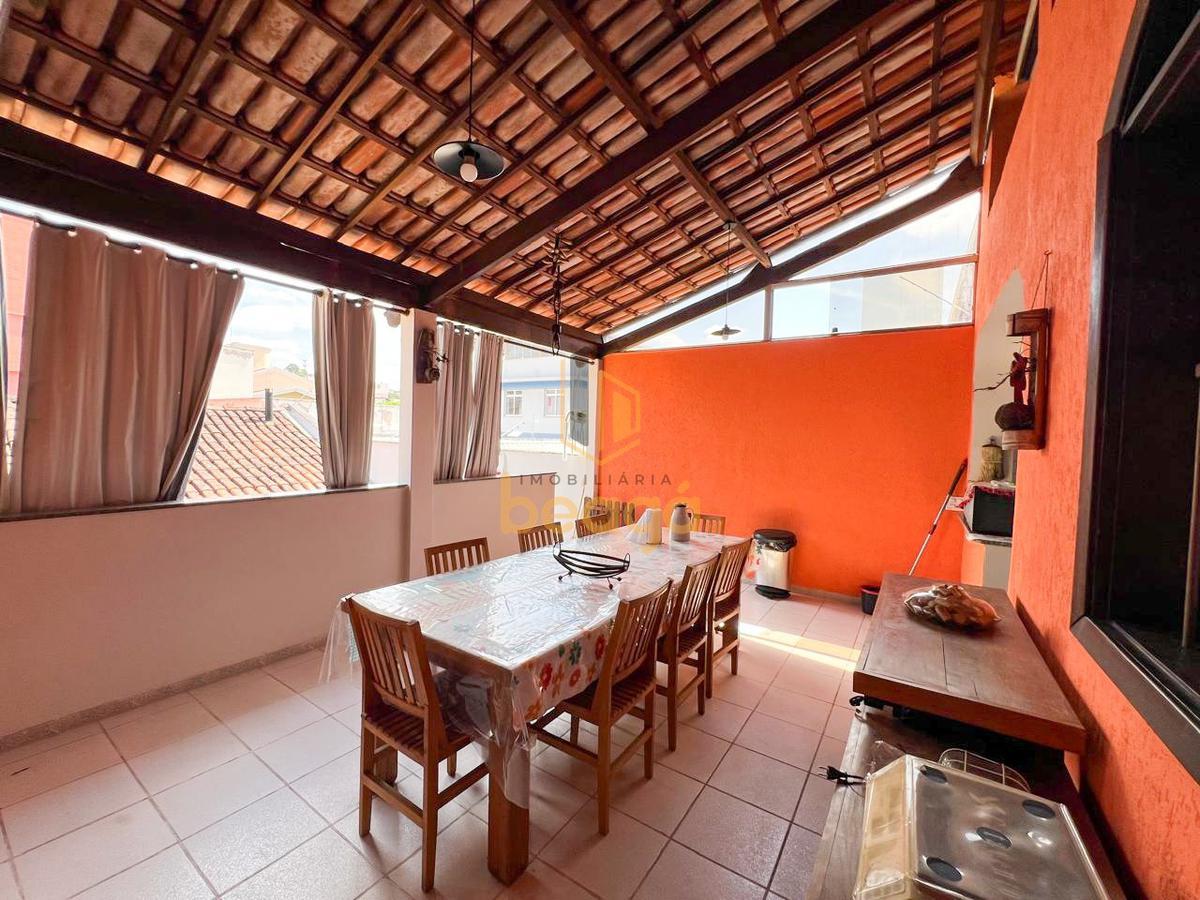 Casa, Ouro Preto, 4 Quartos, 3 Vagas, 1 Suíte