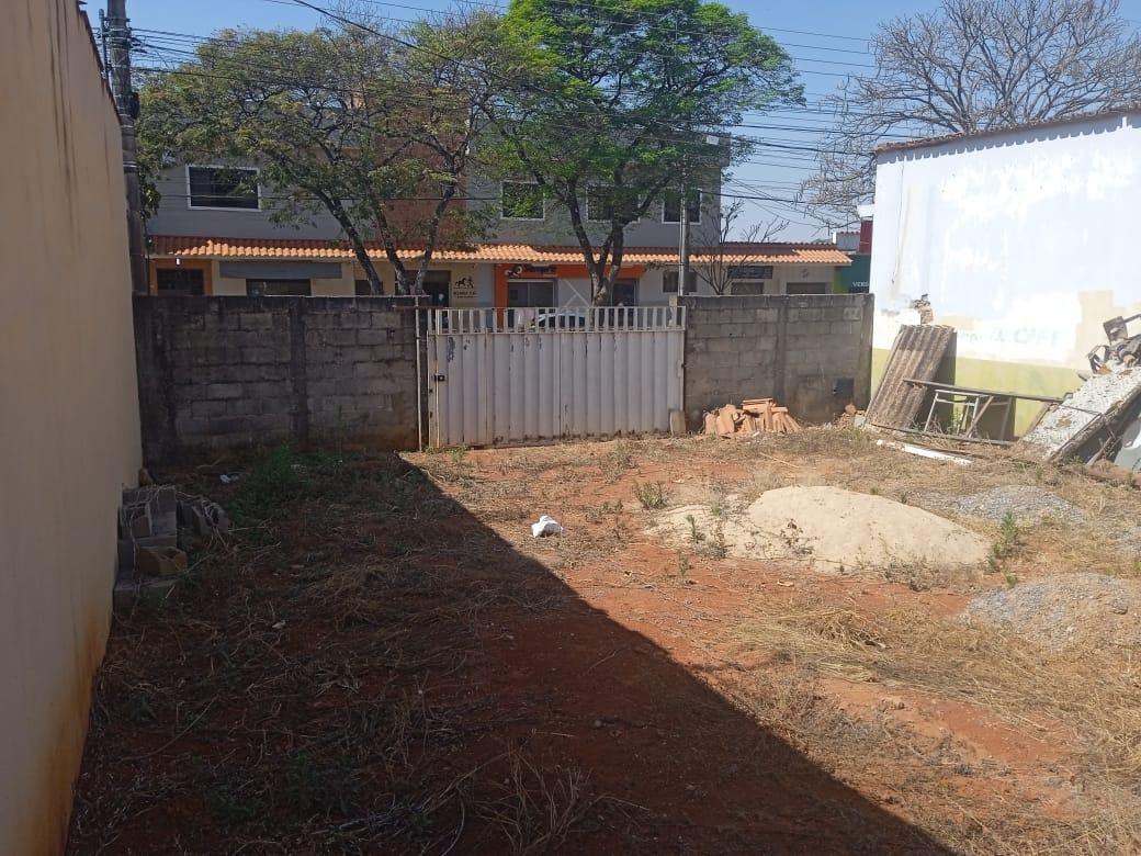 Lote, Centro, 0 Quarto, 0 Vaga