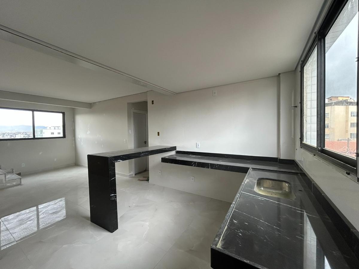 Cobertura, Santa Cruz Industrial, 4 Quartos, 4 Vagas, 1 Suíte