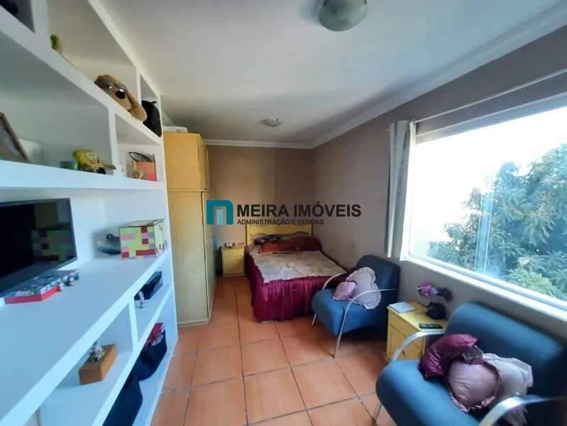 Casa, Planalto, 6 Quartos, 2 Vagas, 1 Suíte