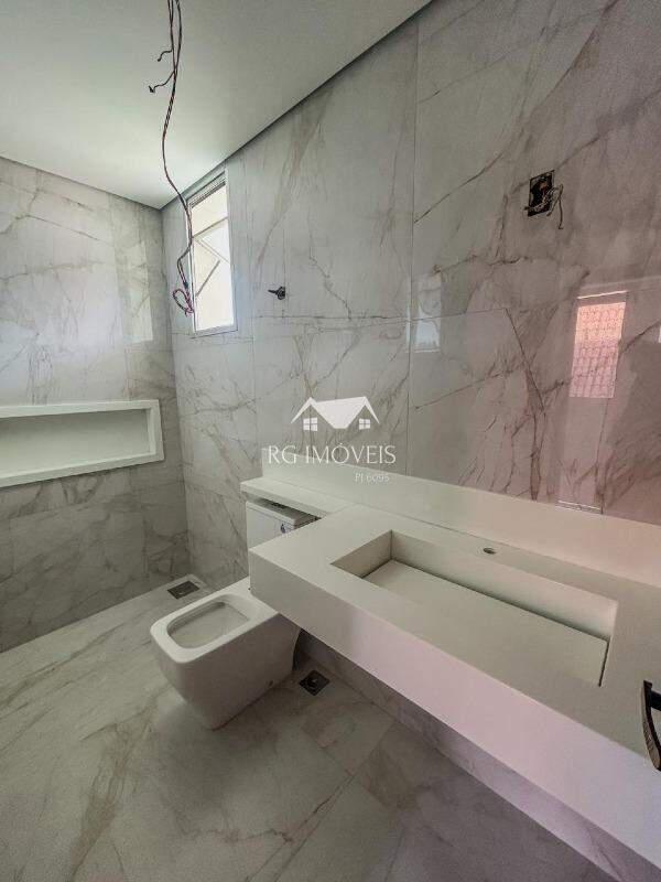 Apartamento, Barreiro, 3 Quartos, 1 Vaga, 1 Suíte