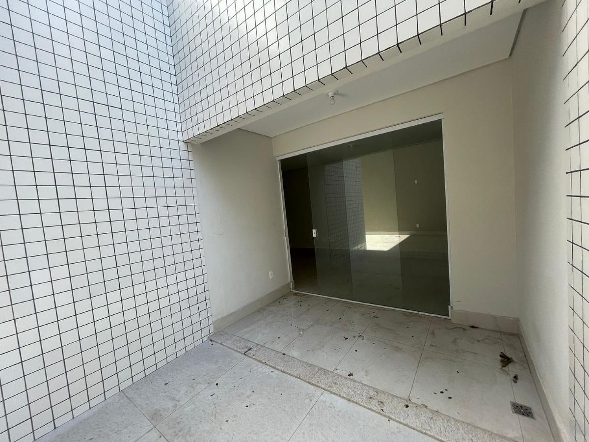 Apartamento, Sagrada Família, 3 Quartos, 2 Vagas, 1 Suíte