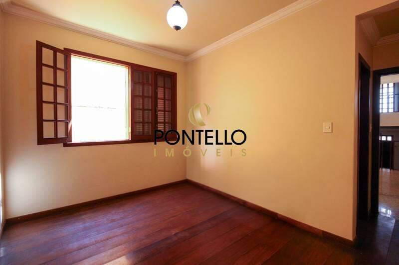 Casa, Palmares, 5 Quartos, 5 Vagas, 2 Suítes