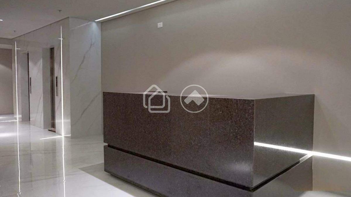 Sala, Centro