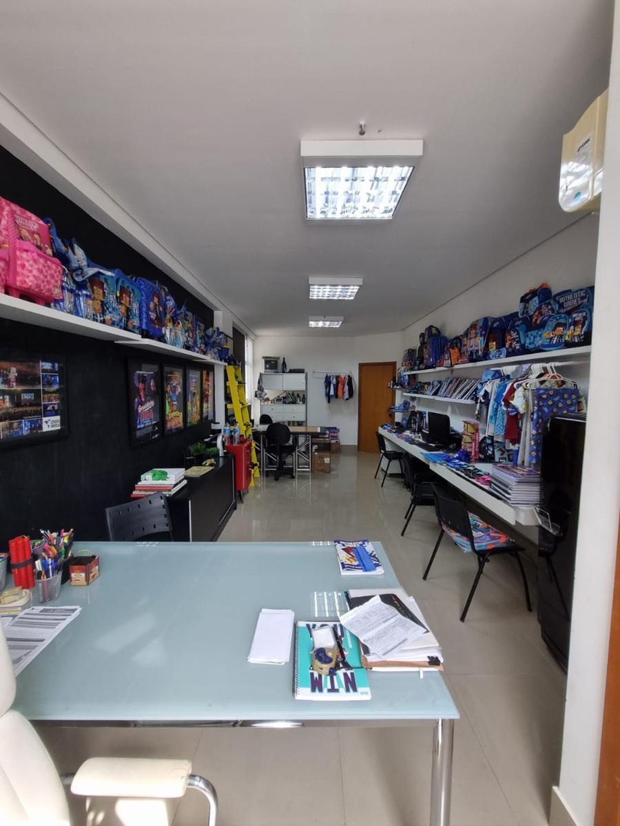 Sala, Estoril, 0 Quarto, 1 Vaga