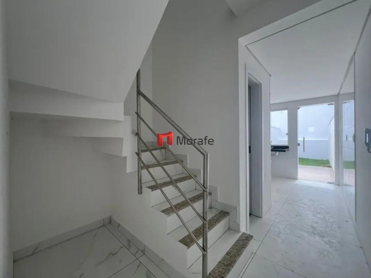 Casa, Santa Branca, 2 Quartos, 2 Vagas, 2 Suítes