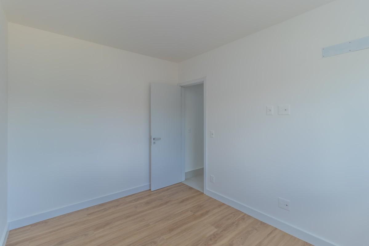 Apartamento, Sagrada Família, 3 Quartos, 2 Vagas, 1 Suíte