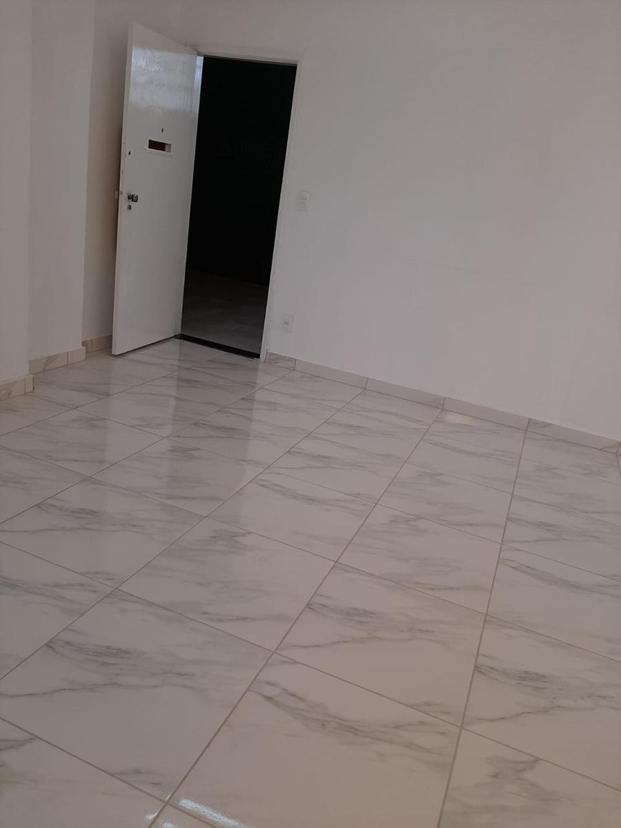 Sala, Barro Preto, 0 Quarto, 0 Vaga