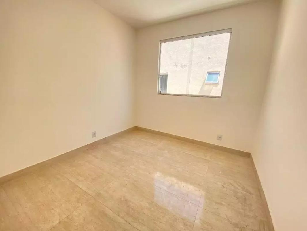 Casa, Bonsucesso, 3 Quartos, 2 Vagas, 1 Suíte
