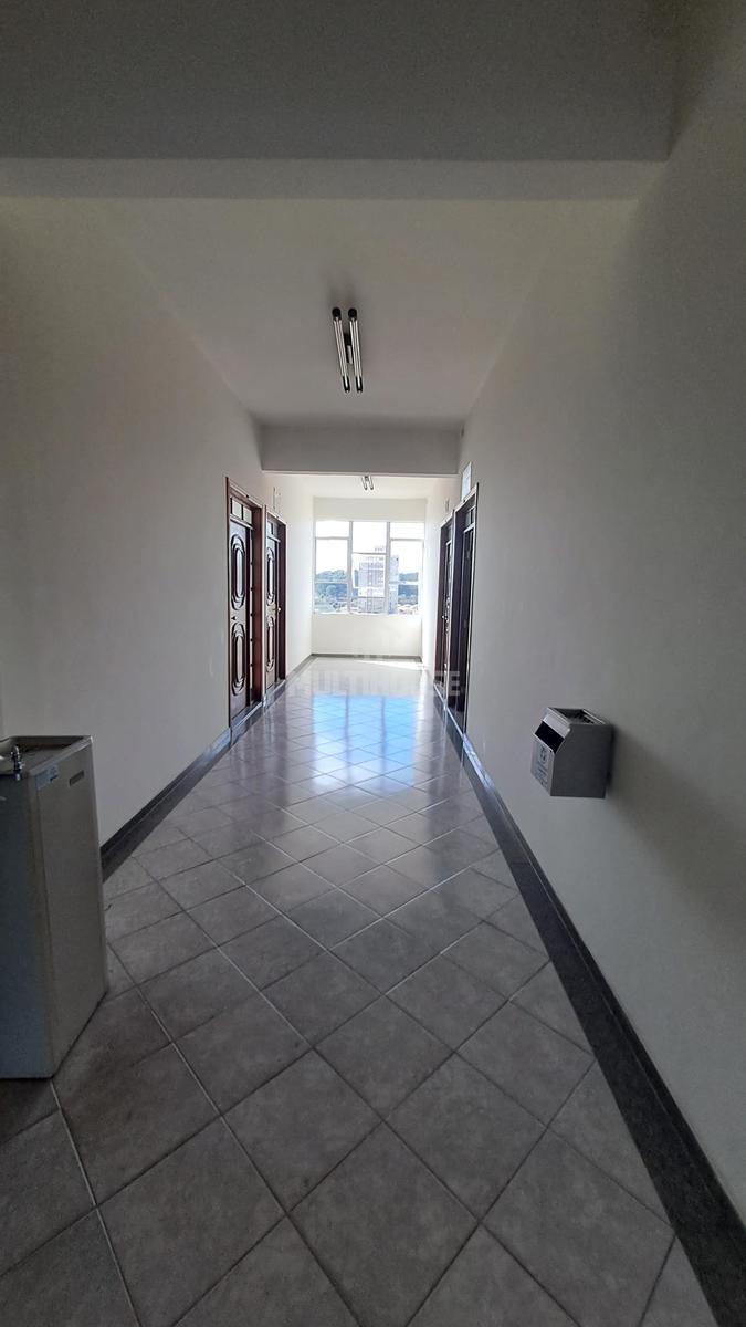 Sala, Barreiro, 0 Quarto, 1 Vaga