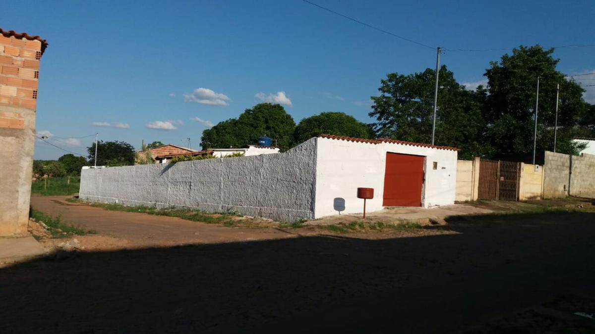 Lote, Vila Suzana, 1 Quarto, 0 Vaga