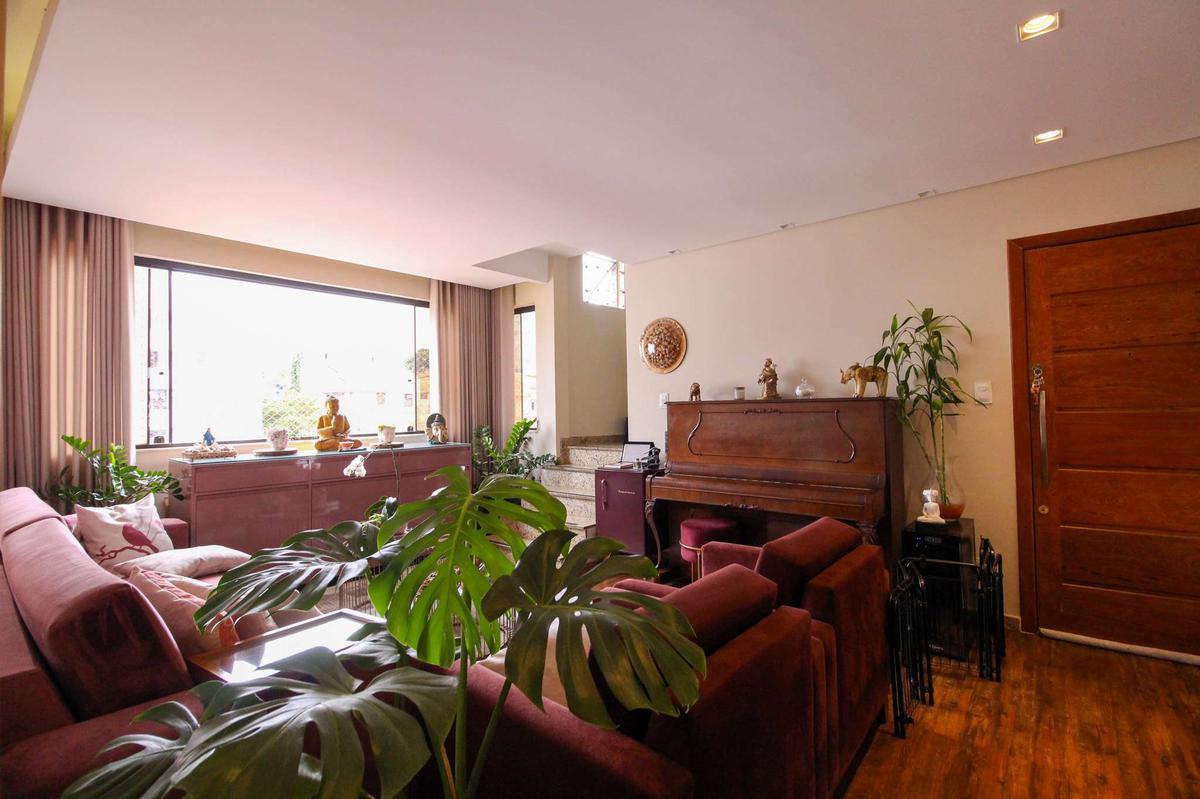 Apartamento, Castelo, 4 Quartos, 4 Vagas, 1 Suíte