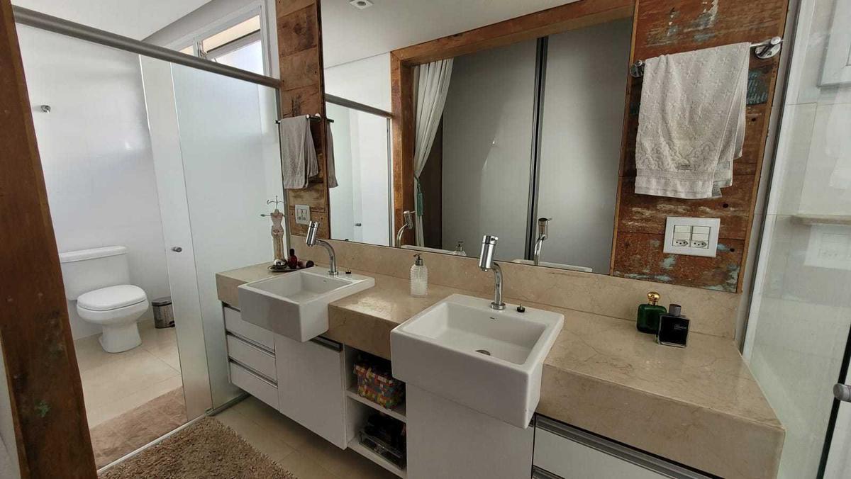 Apartamento, Santa Lúcia, 4 Quartos, 5 Vagas, 3 Suítes