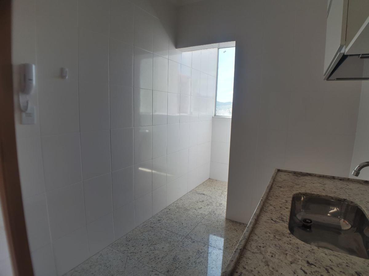 Apartamento, Floresta, 3 Quartos, 2 Vagas, 1 Suíte
