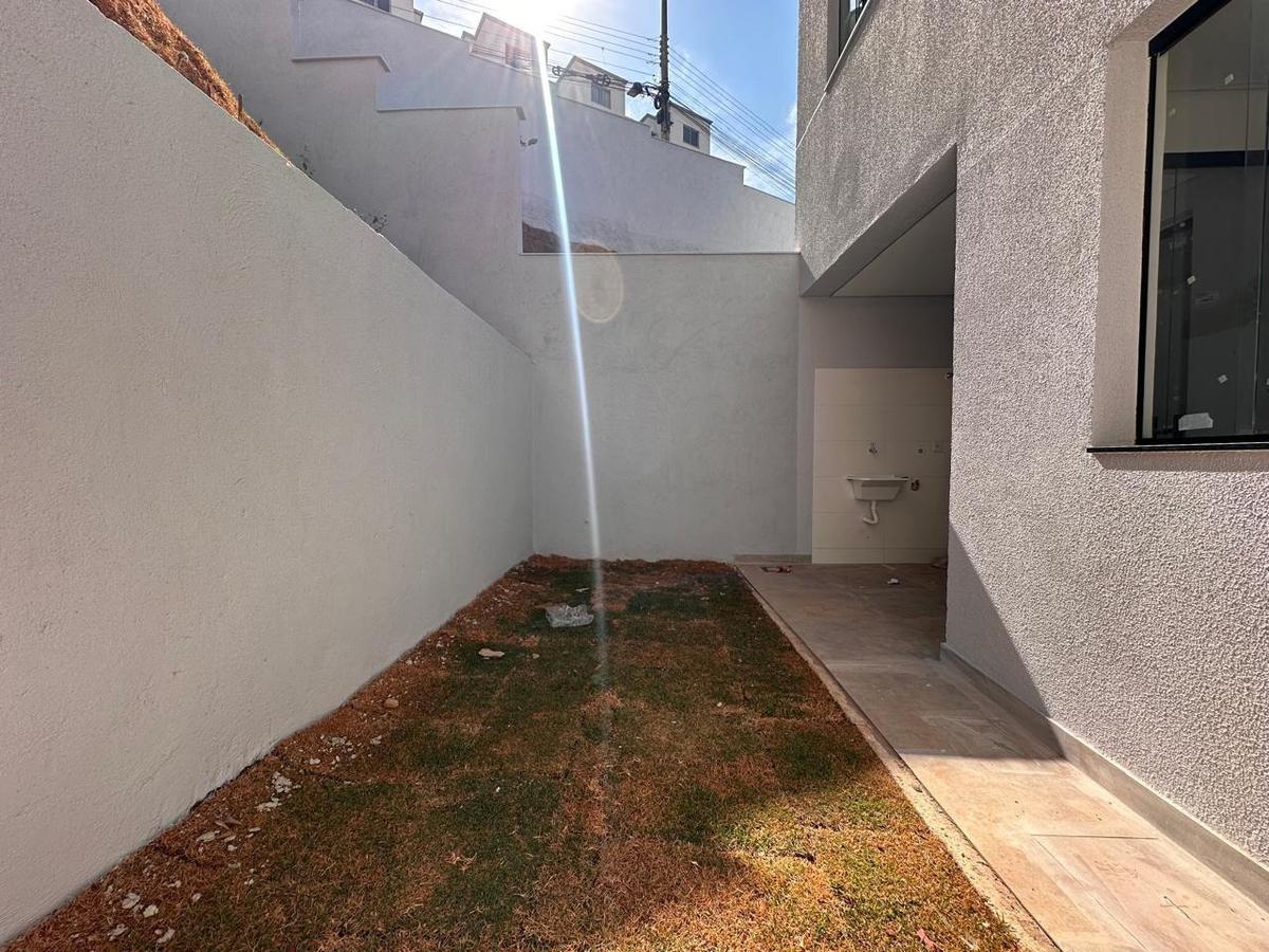 Casa, Manacás, 3 Quartos, 3 Vagas, 1 Suíte