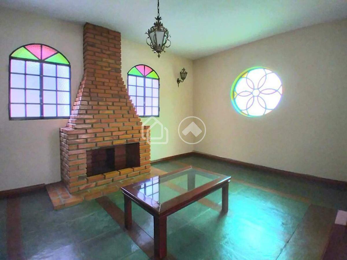 Casa, Havaí, 4 Quartos, 4 Vagas, 1 Suíte