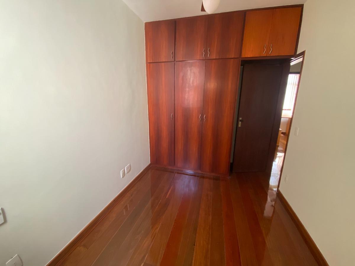 Apartamento, Sagrada Família, 3 Quartos, 1 Vaga, 1 Suíte
