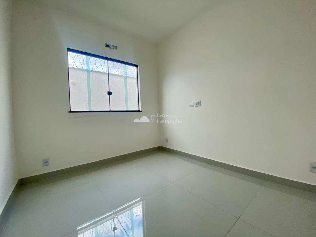 Casa, Novo Centro, 3 Quartos, 4 Vagas, 1 Suíte