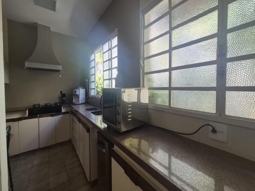 Casa, São Lucas, 4 Quartos, 8 Vagas, 2 Suítes