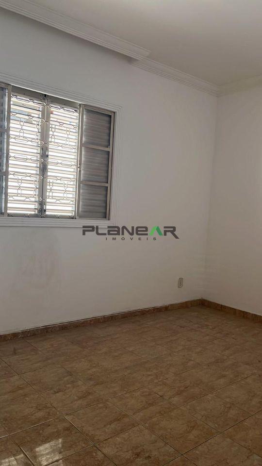Casa Comercial, Jardim Riacho das Pedras, 3 Quartos, 2 Vagas, 1 Suíte