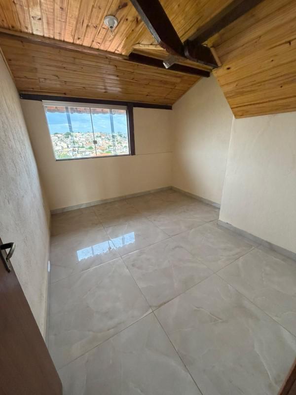 Casa, Ressaca, 2 Quartos, 2 Vagas