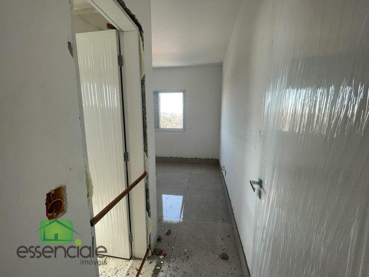 Apartamento, Centro, 2 Quartos, 2 Vagas, 1 Suíte