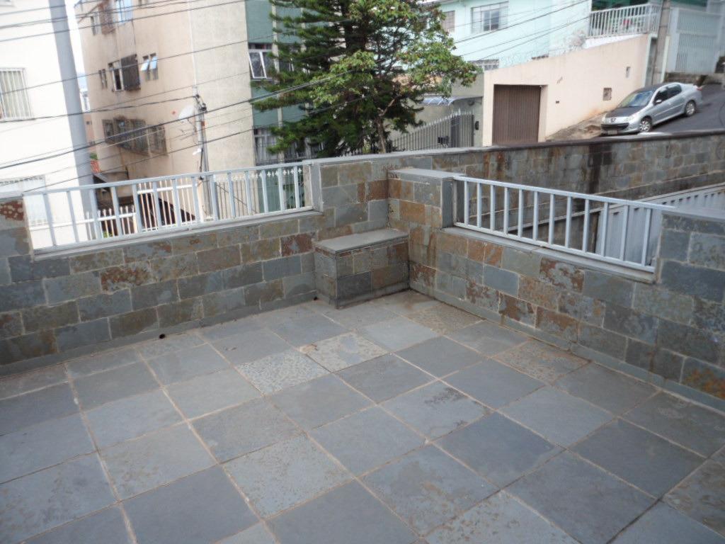 Casa, Barroca, 5 Quartos, 2 Vagas, 1 Suíte