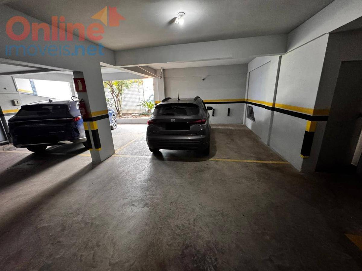 Apartamento, Sagrada Família, 3 Quartos, 0 Vaga, 1 Suíte