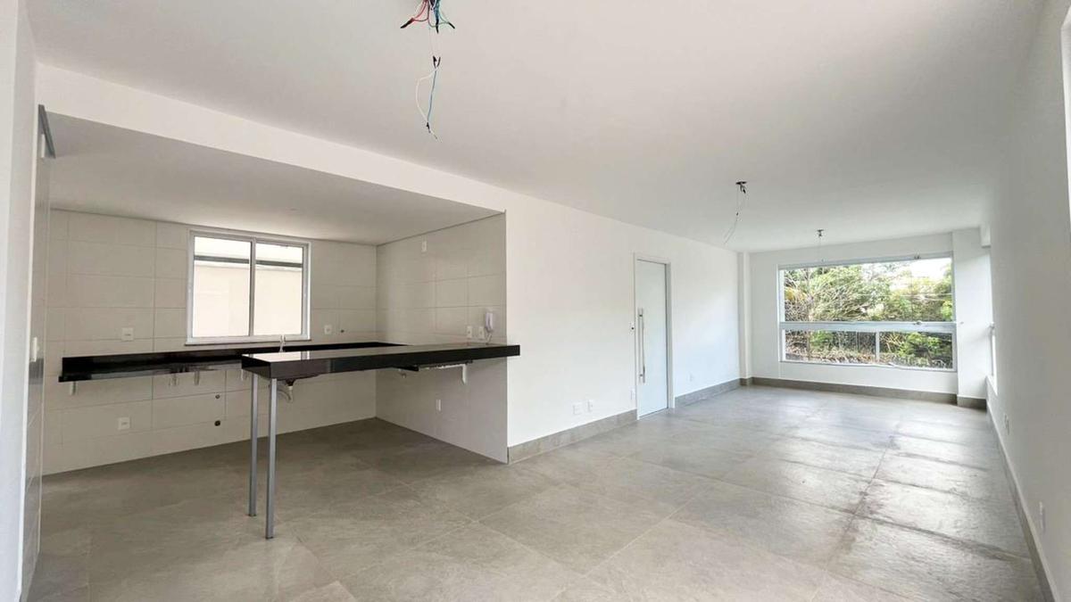 Apartamento, Castelo, 4 Quartos, 3 Vagas, 2 Suítes