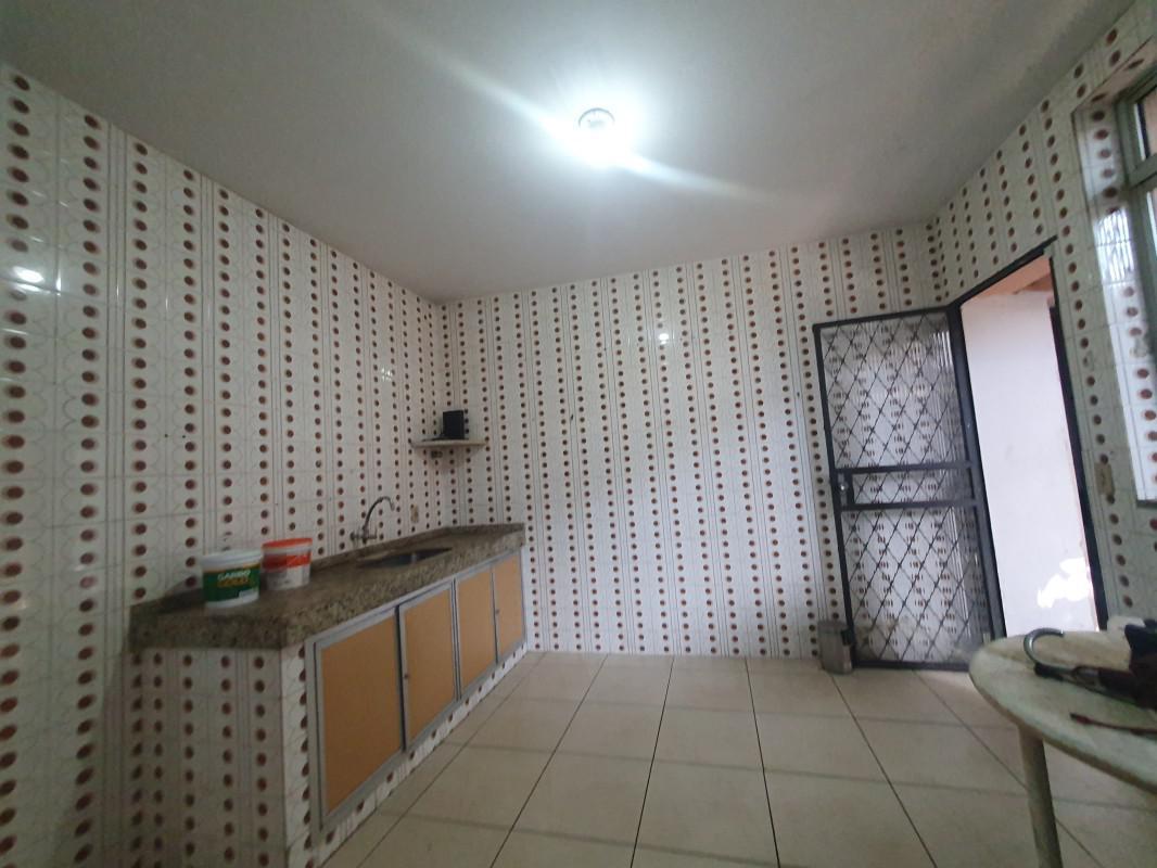 Casa, Barro Preto, 4 Quartos, 0 Vaga