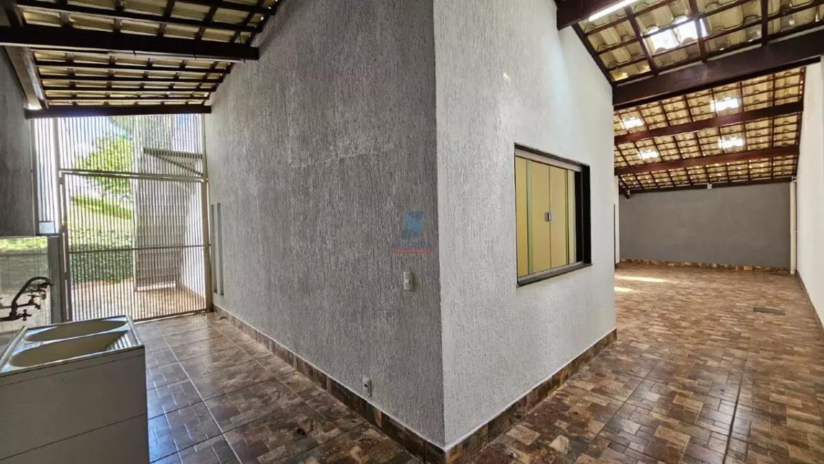 Casa, Fonte Grande, 4 Quartos, 8 Vagas, 1 Suíte
