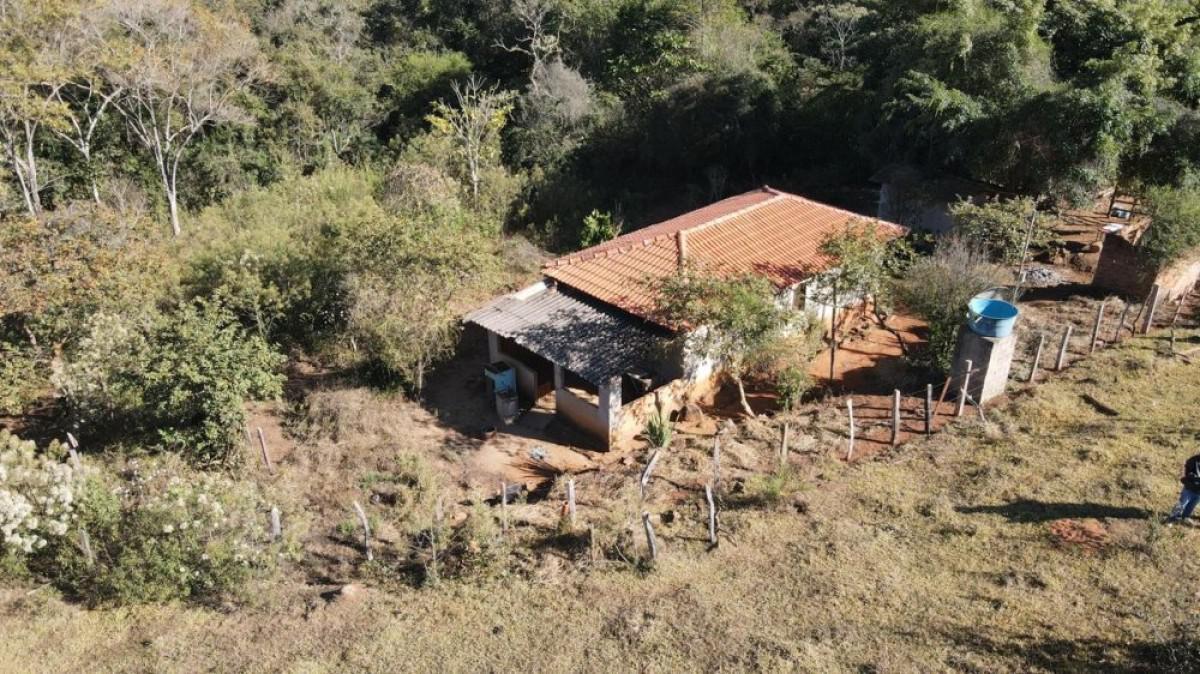 Fazenda, Centro, 3 Quartos, 0 Vaga