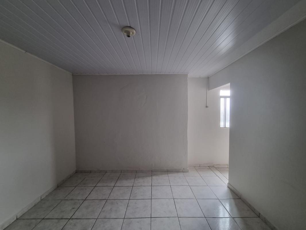 Quitinete, Industrial, 1 Quarto, 0 Vaga