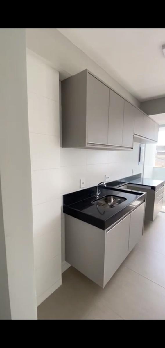 Apartamento, Ipiranga, 2 Quartos, 2 Vagas, 1 Suíte