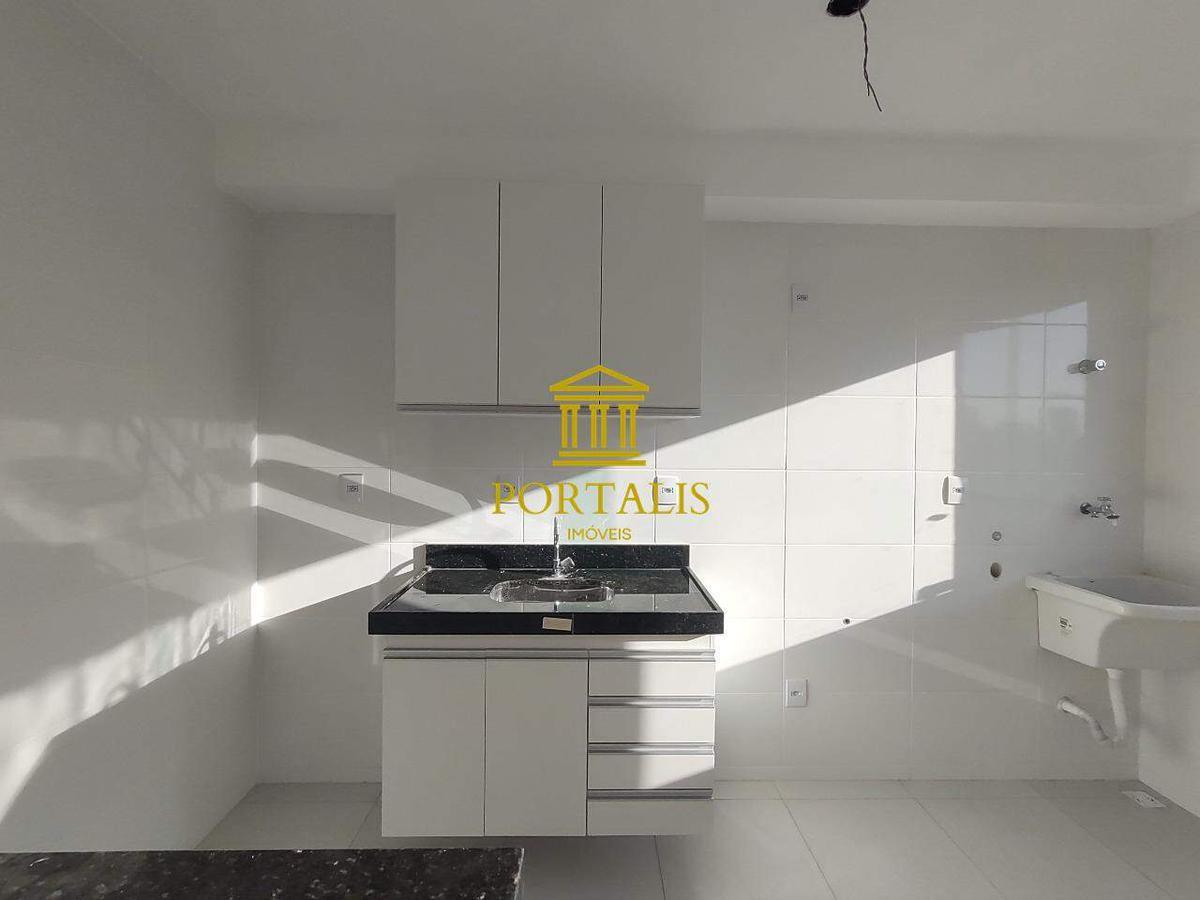 Apartamento, Sagrada Família, 1 Quarto, 1 Vaga, 1 Suíte