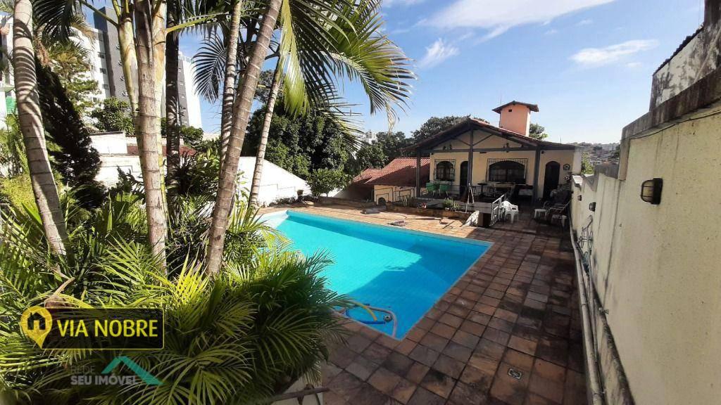 Casa, Betânia, 8 Quartos, 15 Vagas, 2 Suítes