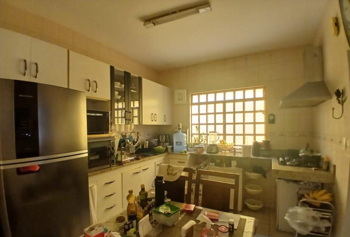 Casa, Planalto, 3 Quartos, 3 Vagas, 1 Suíte