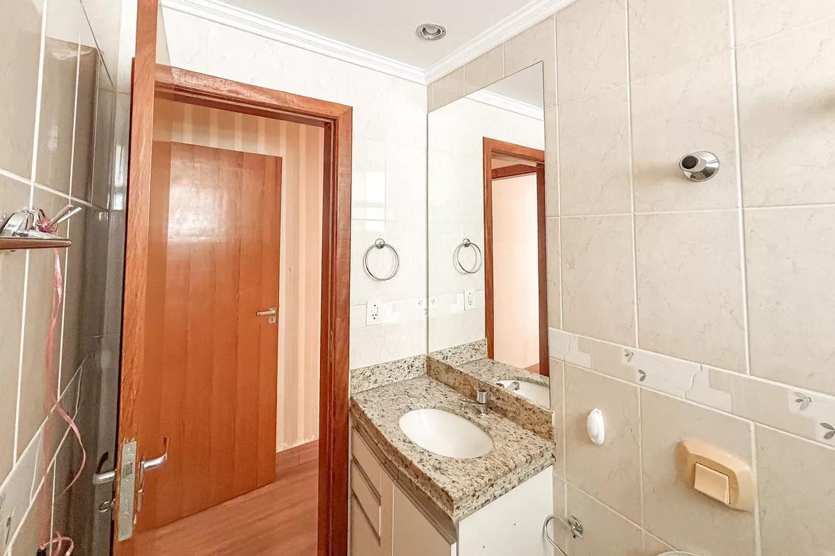 Apartamento, Castelo, 2 Quartos, 2 Vagas, 1 Suíte