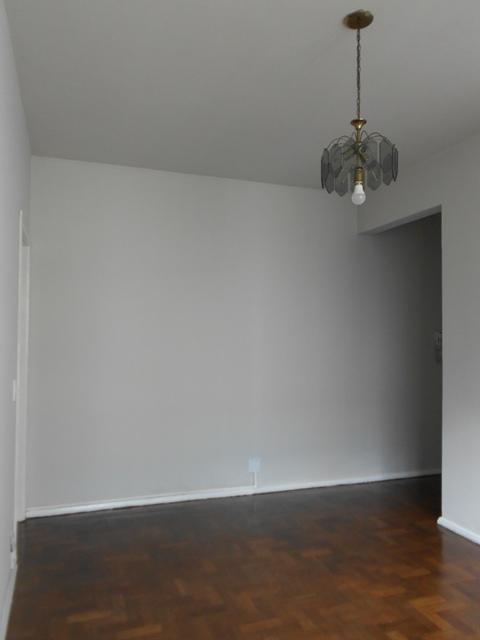 Apartamento, Centro, 2 Quartos, 0 Vaga