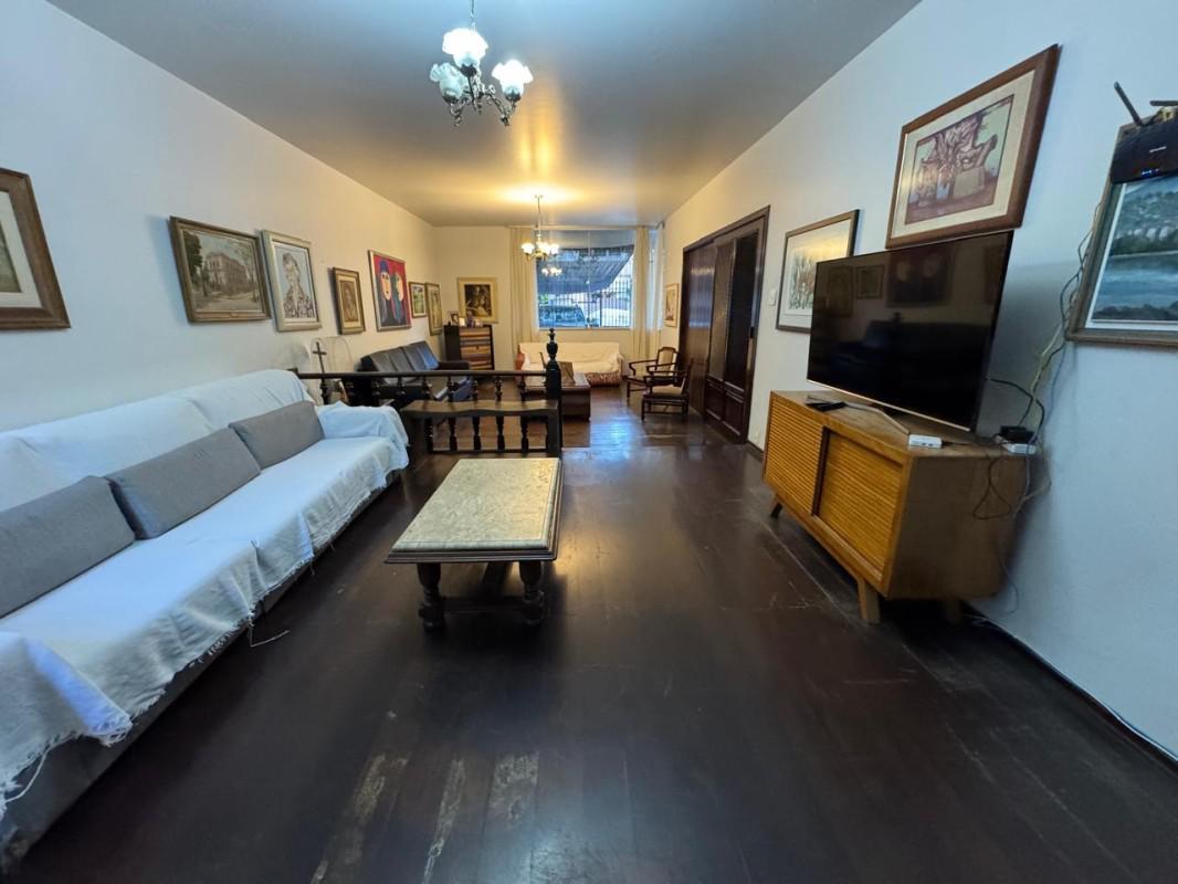 Casa, Cidade Jardim, 4 Quartos, 3 Vagas, 1 Suíte